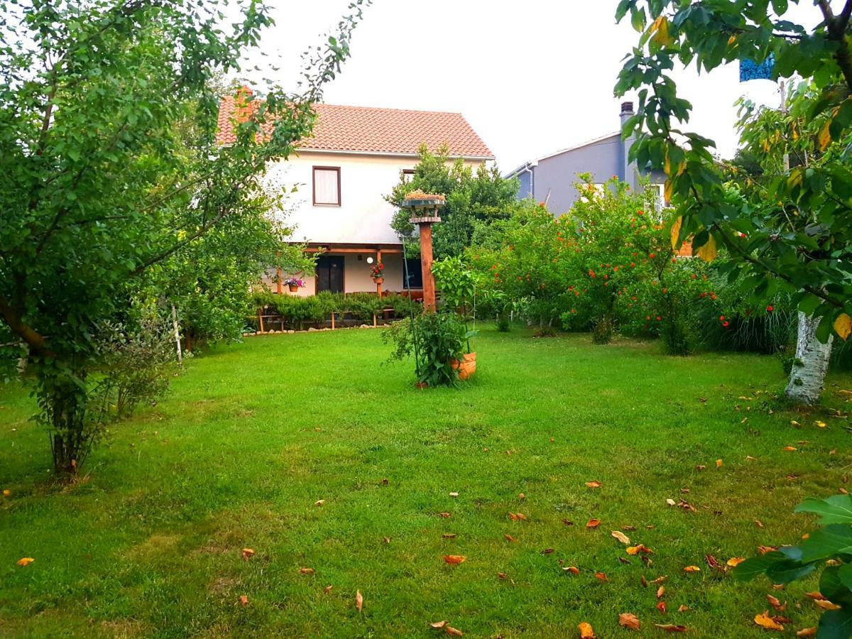 Greenhill Pula Buitenkant foto